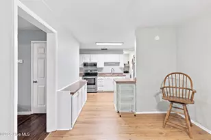 1700 Crescent Dr, Elizabeth City, NC 27909 - Photo 16