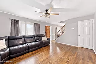 1700 Crescent Dr, Elizabeth City, NC 27909 - Photo 14