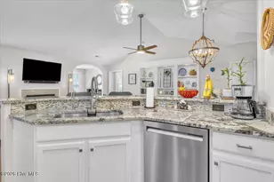 5940 Saltaire Village Ct, Wilmington, NC 28412 - Photo 16
