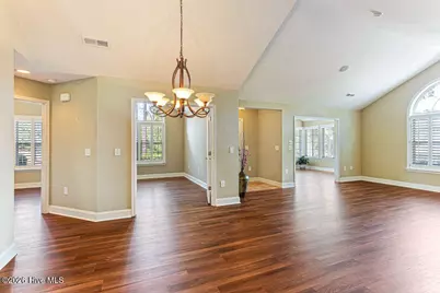 103 E Chelsea Court, Southern Pines, NC 28387 - Photo 8
