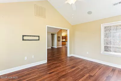 103 E Chelsea Court, Southern Pines, NC 28387 - Photo 10
