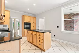 140 Lighthorse Cir, Aberdeen, NC 28315 - Photo 16