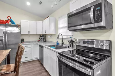 209 Rawls Court, Jacksonville, NC 28540 - Photo 8
