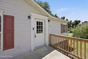 304 Mullins St, Princeville, NC 27886 - Photo 6