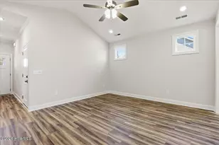 606 S Vance St, Fremont, NC 27830 - Photo 8