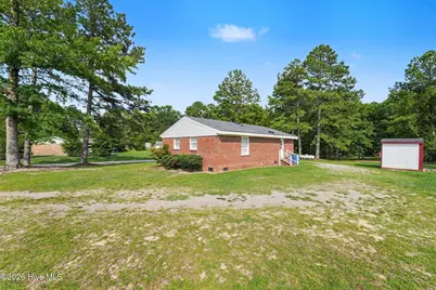 125 Surry Drive, Nashville, NC 27856 - Photo 32