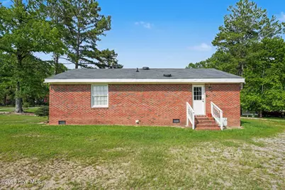 125 Surry Drive, Nashville, NC 27856 - Photo 32