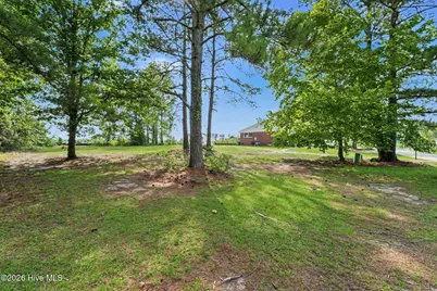 125 Surry Drive, Nashville, NC 27856 - Photo 36