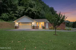 1654 Myers Chapel Rd, Hayesville, NC 28904 - Photo 2
