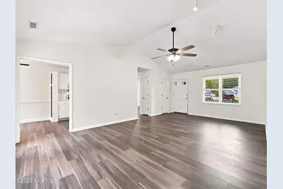 109 Corral Way, Jacksonville, NC 28546 - Photo 8