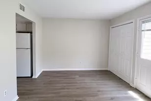 116 Palace Cir, Jacksonville, NC 28546 - Photo 2