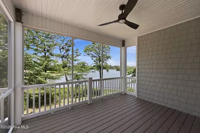 204 Ashley Place, Swansboro, NC 28584 - Photo 18