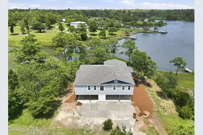 204 Ashley Place, Swansboro, NC 28584 - Photo 10