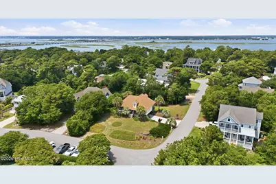403 Emerald Landing Drive, Emerald Isle, NC 28594 - Photo 34