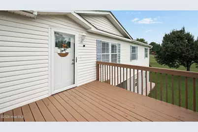272 Bay Shore Drive, Chocowinity, NC 27817 - Photo 8