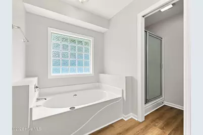 812 Commons Drive N, Jacksonville, NC 28546 - Photo 10