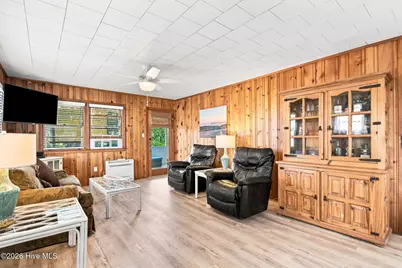 133 N Fourth Avenue, Kure Beach, NC 28449 - Photo 12