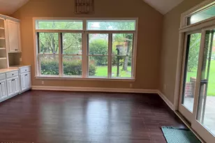 309 Village Green Dr, Trent Woods, NC 28562 - Photo 4