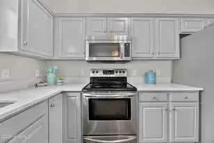 1049 Jade Ln, Winterville, NC 28590 - Photo 24