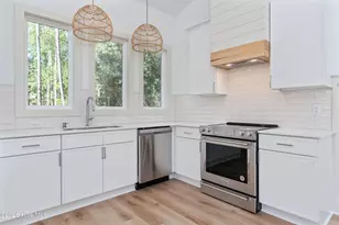 1106 Tree Canopy Wy, Wilmington, NC 28403 - Photo 10