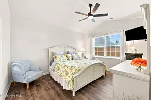 2013 Montford Dr, New Bern, NC 28562 - Photo 16