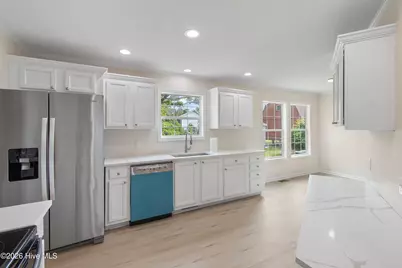 3224 Seacrest Avenue SW, Supply, NC 28462 - Photo 14