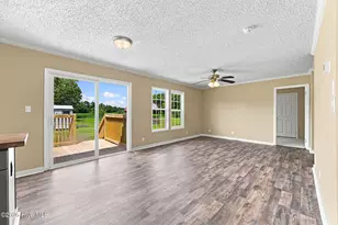 123 Hoffman Forest Rd, Richlands, NC 28574 - Photo 10