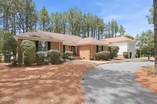 234 Longleaf Dr, West End, NC 27376 - Photo 2