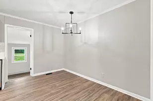 1 Berkshire Dr, Jacksonville, NC 28546 - Photo 6