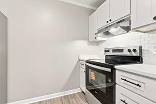1 Berkshire Dr, Jacksonville, NC 28546 - Photo 10