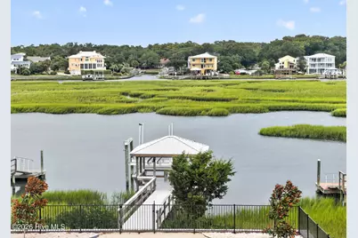 2512 W Pelican Drive, Oak Island, NC 28465 - Photo 4