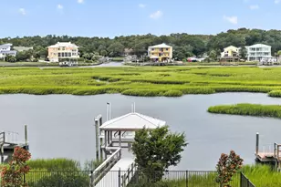 2512 W Pelican Dr, Oak Island, NC 28465 - Photo 4