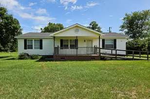 4025 Beulah Rd, Clinton, NC 28328 - Photo 1