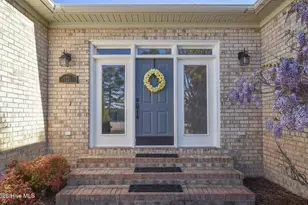 1231 Greenbriar Pl, Vass, NC 28394 - Photo 4