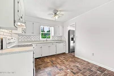 206 Ellison Drive, Washington, NC 27889 - Photo 26
