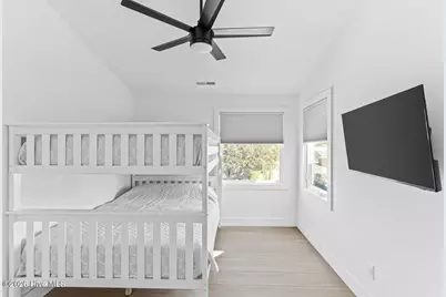 1100 S Sixth Street S, Carolina Beach, NC 28428 - Photo 26