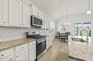 209 Kendrick St, Little River, SC 29566 - Photo 8
