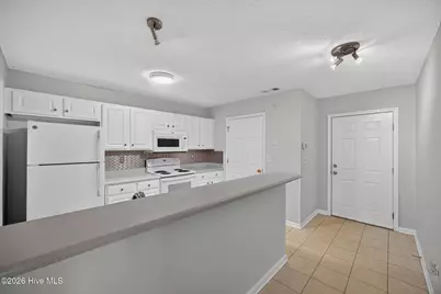 5012 Hunters Trail #Unit 3, Wilmington, NC 28405 - Photo 4