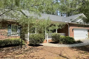 504 Shelton Dr, Aberdeen, NC 28315 - Photo 1