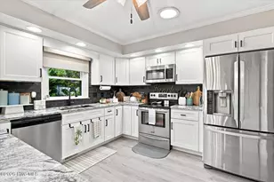 933 Green Pointe Dr, Sunset Beach, NC 28468 - Photo 14