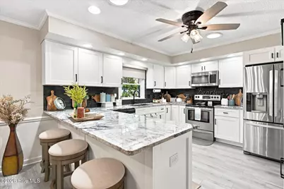 933 Green Pointe Drive, Sunset Beach, NC 28468 - Photo 12