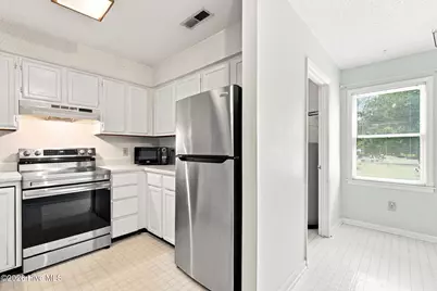 2730 S 17th Street #Apt D, Wilmington, NC 28412 - Photo 10