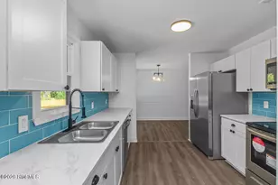 805 River St, Jacksonville, NC 28540 - Photo 10