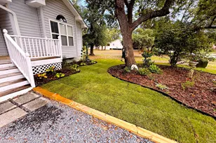 124 NW 8th St, Oak Island, NC 28465 - Photo 2