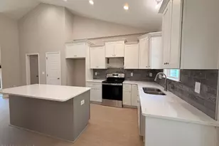 1702 Walnut Run Dr, Deep Run, NC 28525 - Photo 6