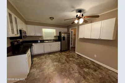 704 Highland Drive, Laurinburg, NC 28352 - Photo 10