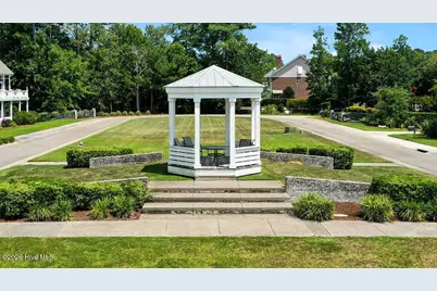 2502 Royal Palm Lane, Wilmington, NC 28409 - Photo 68