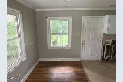 105 Red Oak Street, Jacksonville, NC 28540 - Photo 6