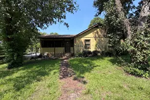 710 King St, Rockingham, NC 28379 - Photo 1