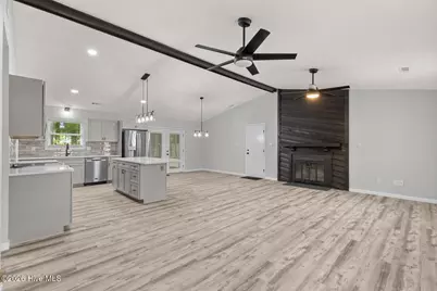 111 Silver Leaf Drive, Jacksonville, NC 28546 - Photo 4